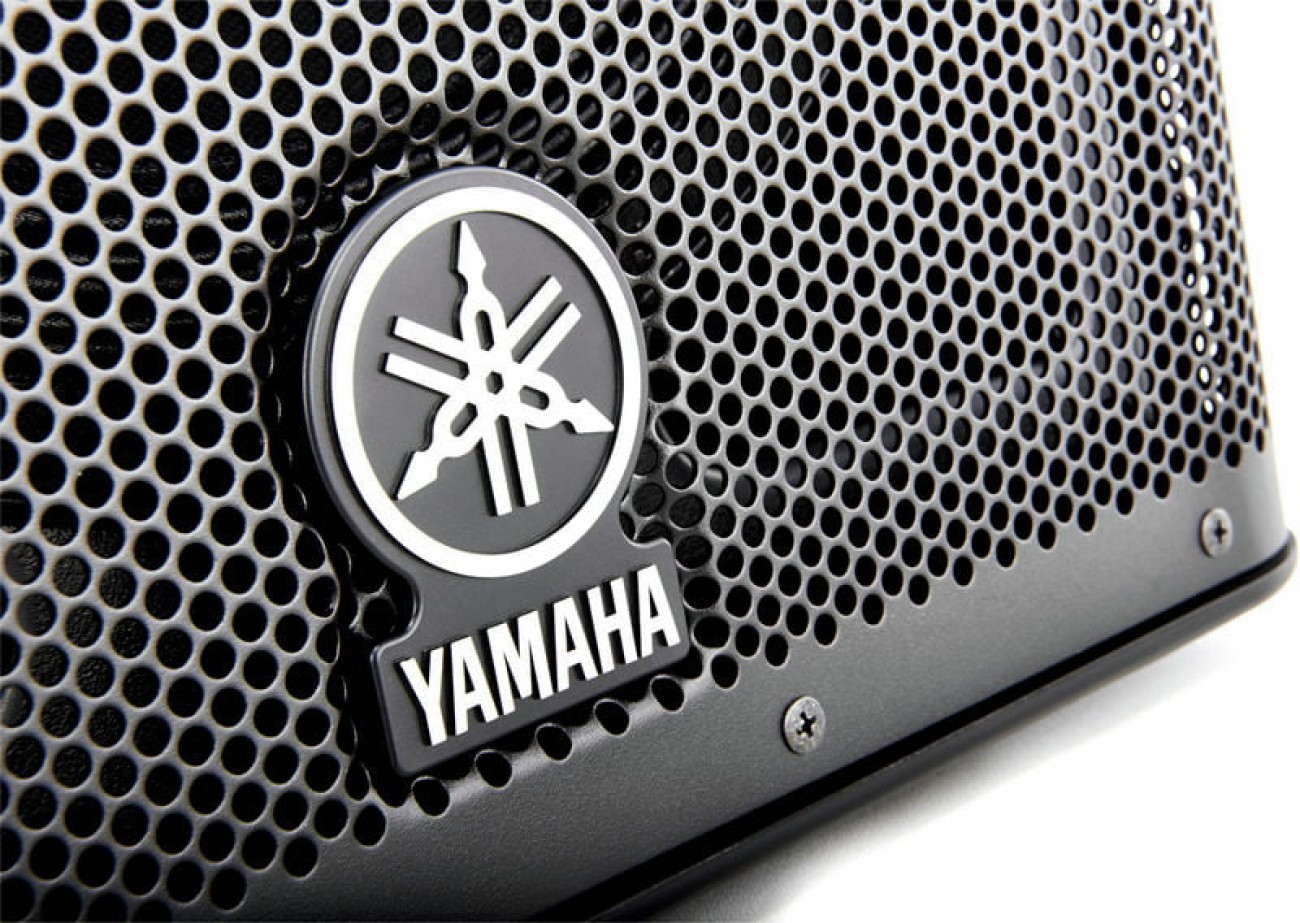 Yamaha DXR 12