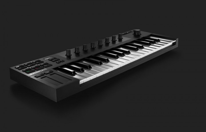 Komplete Kontrol M32