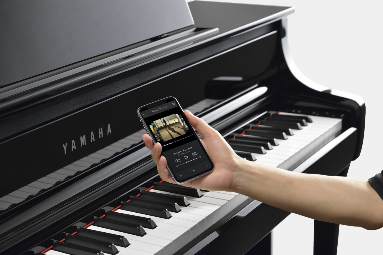 zoom Yamaha Clavinova CLP-875 PE
