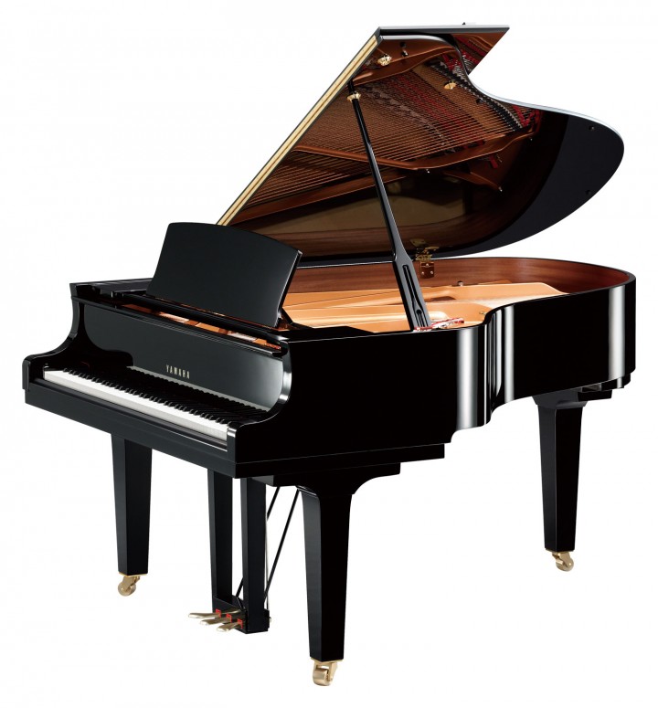 Yamaha C3X schwarz poliert
