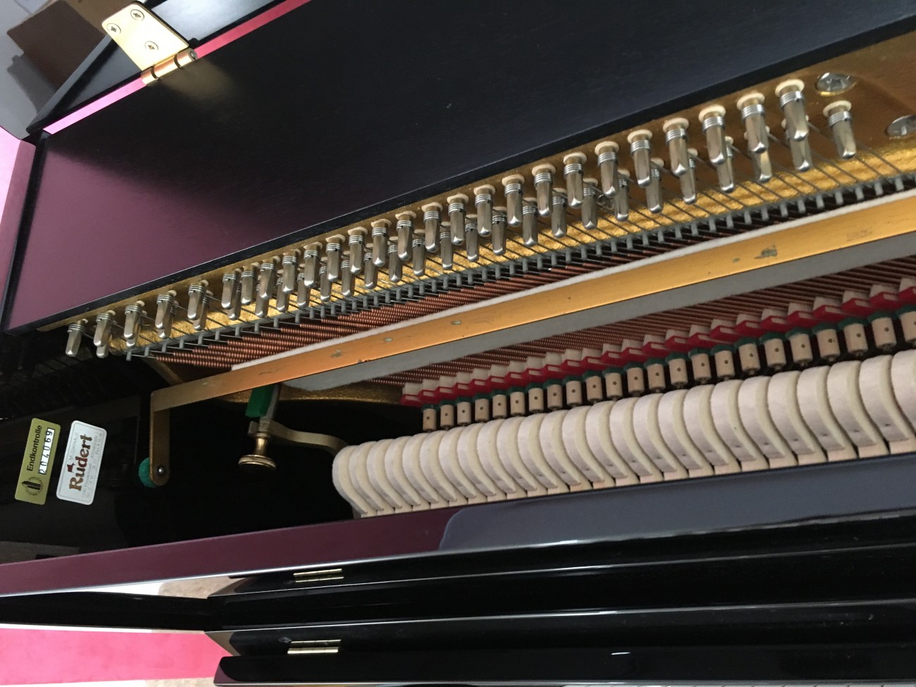 Rönisch 116T schwarz poliert Klavier gebraucht